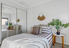 WM Stripe Bed